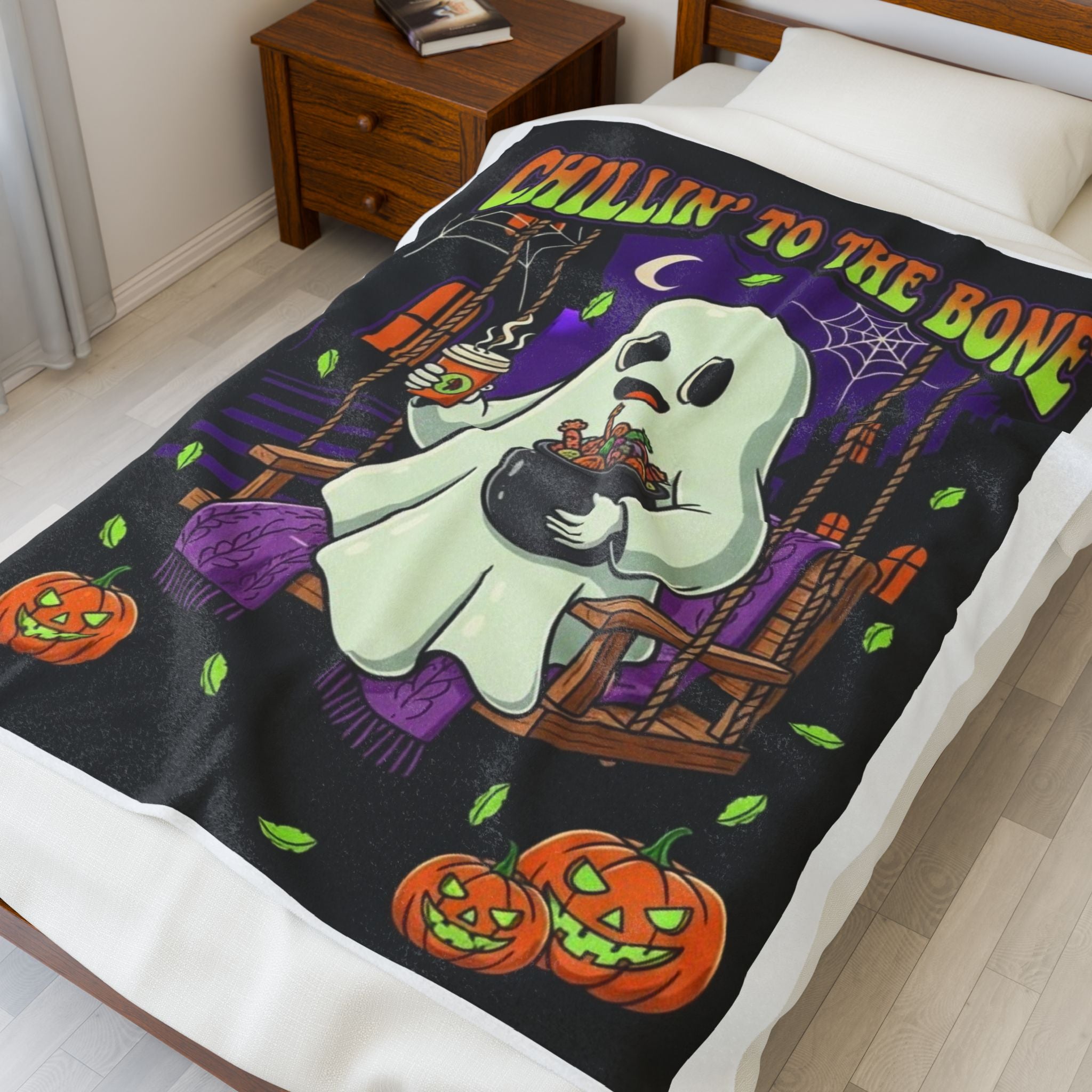 Ghostly Chillin' Plush Blanket, Cozy Halloween Decor, Soft Throw for Fall, Spooky Gift for Kids, Pumpkin Season Blanket