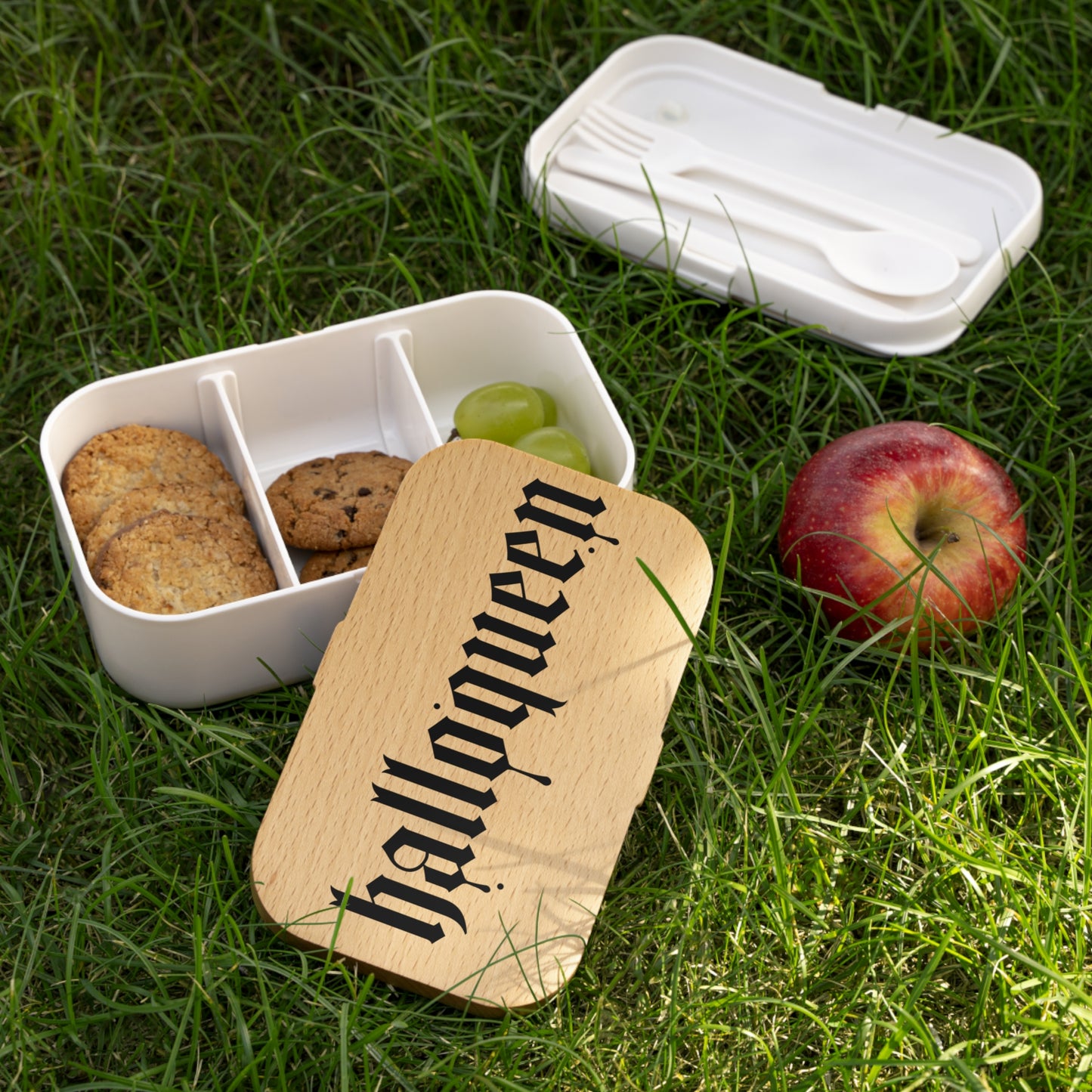 Halloween Bento Lunch Box - 'Halloqueen' Design for Spooky Lunches