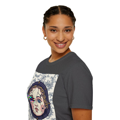 Glitch retro cracked porcelain doll face- Rococo Smartphone Toile - T-Shirt — Retro Mythology Art Tee