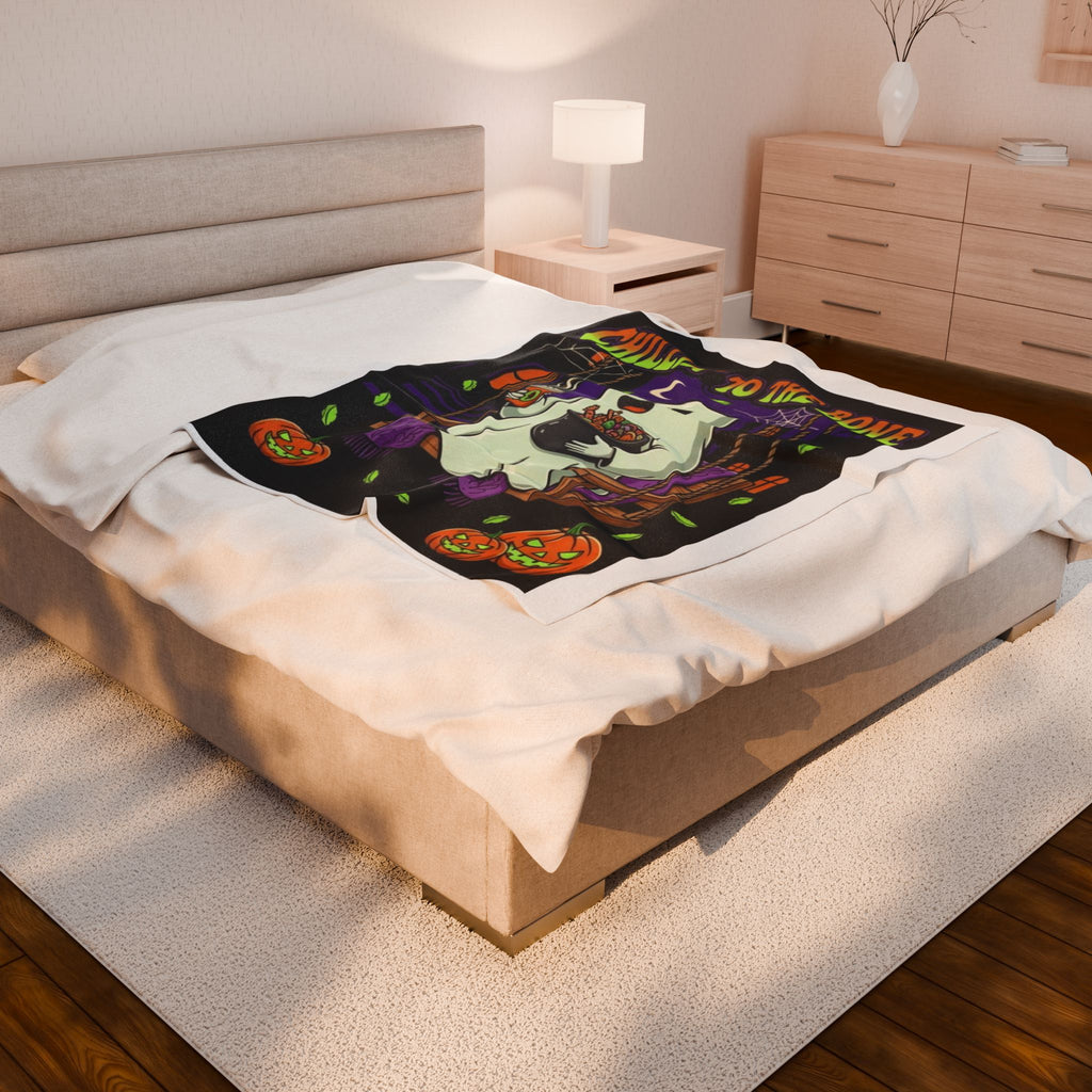 Ghostly Chillin' Plush Blanket, Cozy Halloween Decor, Soft Throw for Fall, Spooky Gift for Kids, Pumpkin Season Blanket