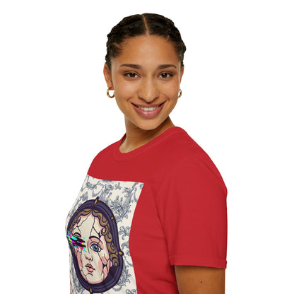 Glitch retro cracked porcelain doll face- Rococo Smartphone Toile - T-Shirt — Retro Mythology Art Tee