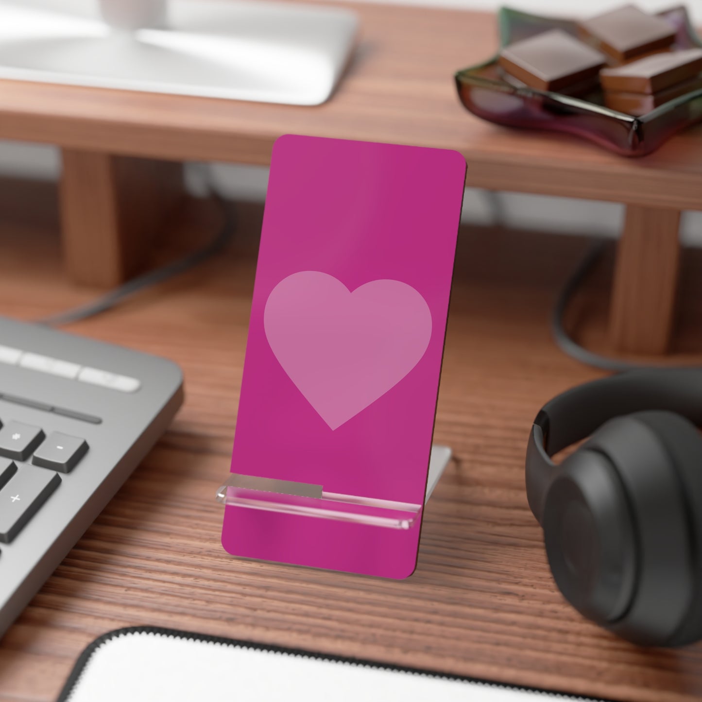 Heart-Themed Smartphone Stand - Cute & Functional Mobile Display Holder